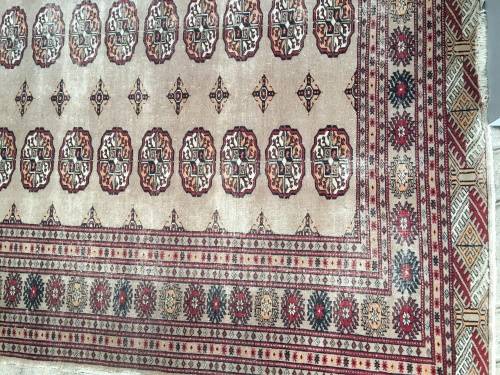 WELL WORN GENUINE WOOL HAND KNOTTED BOKHARA PERSIAN CARPET 1540 X 1250mm