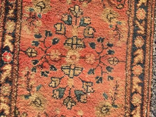 VERY WELL WORN GENUINE WOOL HAND KNOTTED PERSIAN PRAYER RUG 770 X 445mm