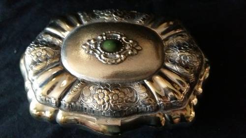 Beautiful Vintage Silver plated Ornate Jewelry box 18 x 13cm