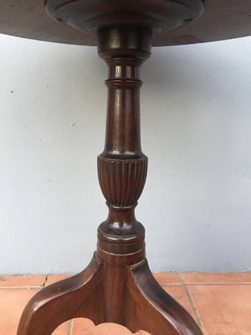 WOW !!!!! EXQUISITE ANTIQUE LEATHER INLAID 3 DRAWER DRUM TOP TABLE