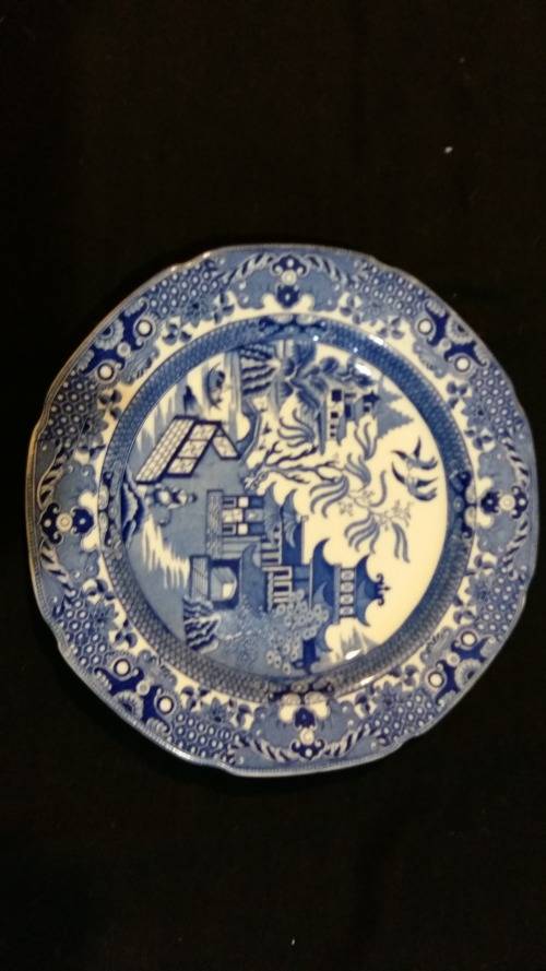 Burleigh Ware blue and white Willow vintage 1930s  serving plate. 21cm