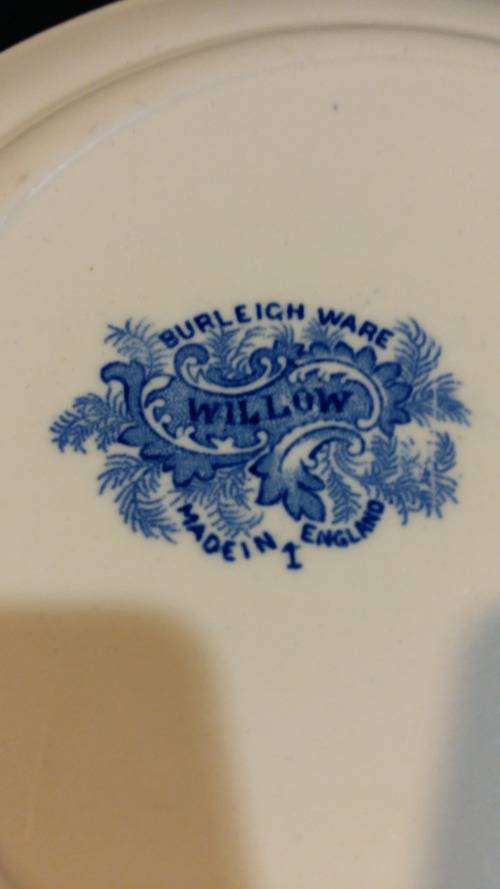 Burleigh Ware blue and white Willow vintage 1930s  serving plate. 21cm