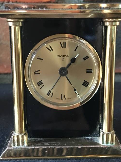 WOW !!!! STUNNING VINTAGE SWIZZA 8 BEDSIDE ALARM CLOCK IN PERFECT WORKING ORDER