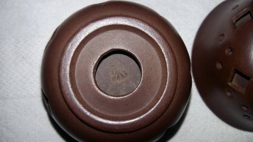 Highly Collectible Yixing Chinese vintage clay Tea Cups. Cool Touch