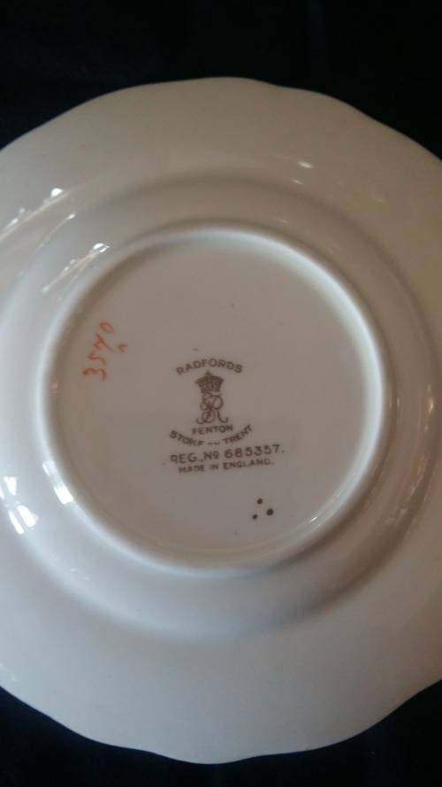 Stunning Antique Radfords Saucer (Fenton) Stoke On Trent Reg no: 685357 Made In England(2)