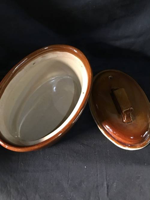 WOW !!!! AWESOME GLAZED CERAMIC LIDDED DISH