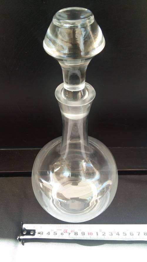 Beautiful Vintage Fine Fluted  Glass Decanter with beautiful heavy glass stopper