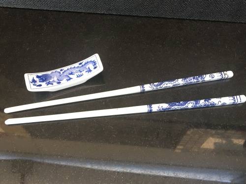 Absolutely Beautiful Chinese Blue and White Porcelain Dragon Design chopsticks and holder