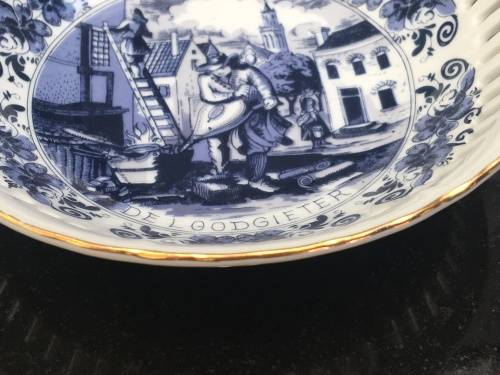 Genuine 22 carat Gold Delft  Special Limited Collectors Edition Blue & White Pierced Porcelain Bowl