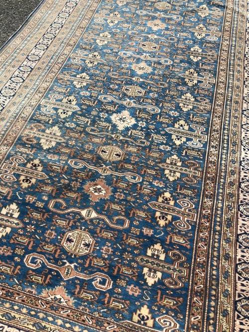 A BEAUTY !!!  NICELY WORN LARGE PURE WOOL HAND KNOTTED ANTIQUE ARDABIL PERSIAN CARPET 2730 X 1620mm