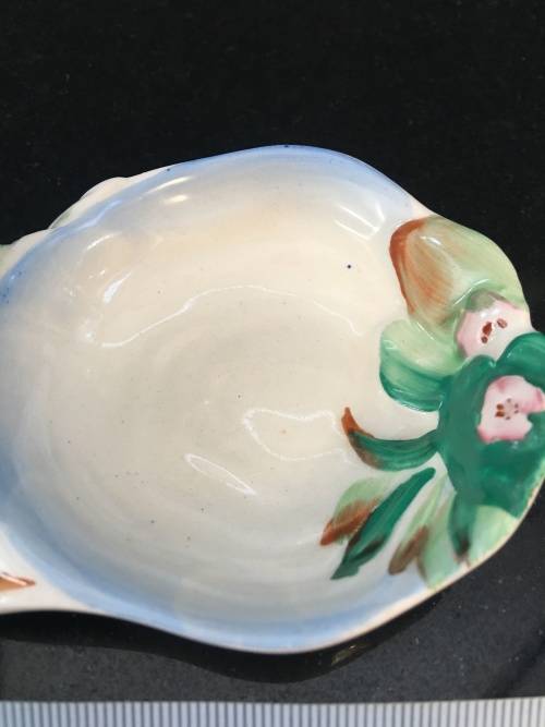 Beautifu Clarice Cliff 'Water Lily' Toast Rack c1936 from the water lily range. Newport Pottery.
