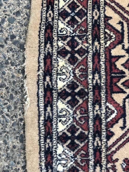WOW !!! STUNNING PURE WOOL HAND KNOTTED UNUSUAL TRADITIONAL MORI BOKHARA PERSIAN RUG 2000 X 1170mm