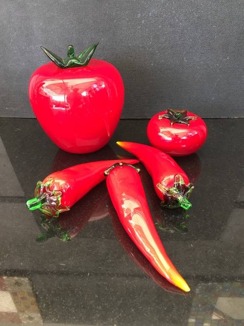 Stunning Vintage  Murano Art Glass Chilli's Natural Bright Red. x 3 -1 tip is chipped