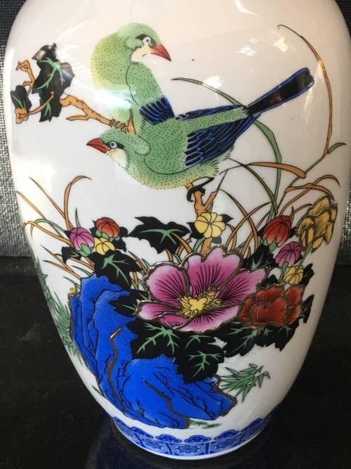 A Stunning Vintage moriage Luxary Vase With Vibrant colors and hand Painted Art of Birds & Flowers