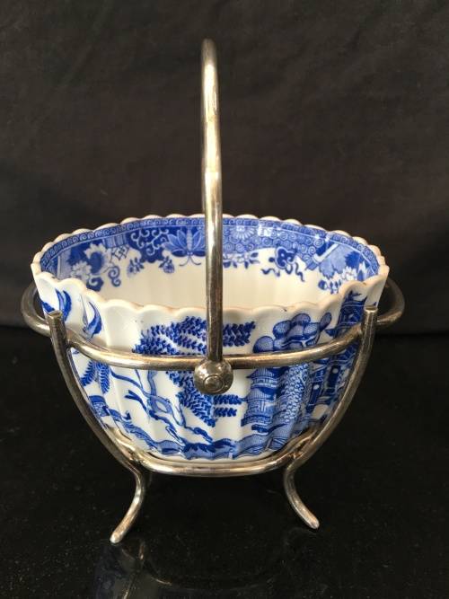 Ultra Rare c1875 Spode Blue & White Willow pattern Scalloped Porcelain Bowl in Silver plated holder