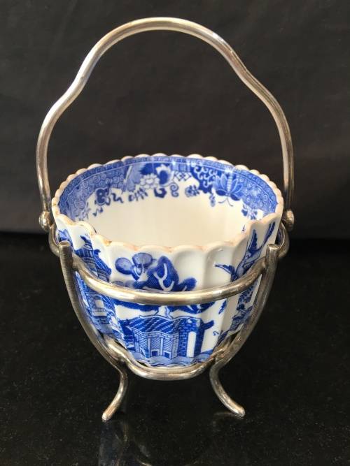 Ultra Rare c1875 Spode Blue & White Willow pattern Scalloped Porcelain Bowl in Silver plated holder