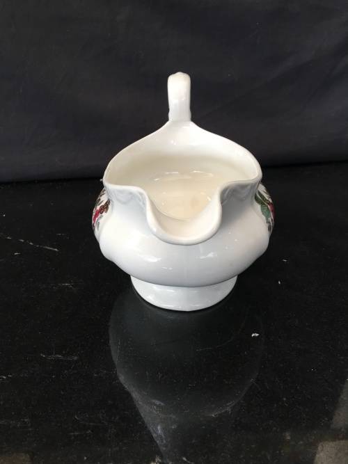 Vintage Constantia South African Porcelain 500ml Gravy Boat