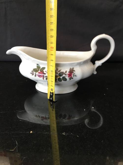 Vintage Constantia South African Porcelain 500ml Gravy Boat