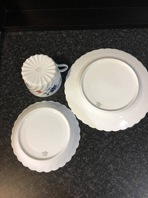 Stunning Rare c1962 Haviland France Lemoges Eggshell scalloped floral fine bone porcelain Trio
