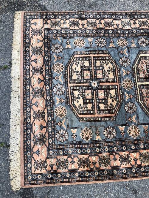 WOW !!! FANTASTIC PURE WOOL HAND KNOTTED SOFT BOKHARA PERSIAN CARPET 2000 X 1275mm