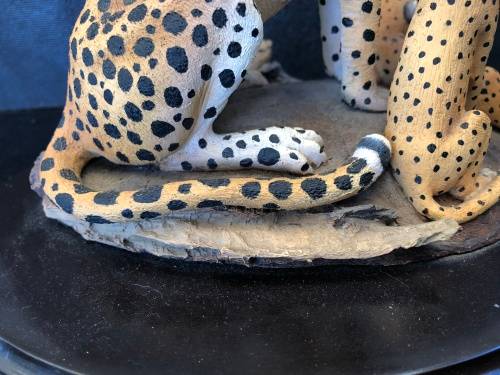 WOW !! RARE COLLECTABLE FEATHERS OF KNYSNA - LIMITED EDITION CHEETAHS FIGURINE
