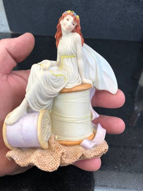 WOW !! RARE COLLECTABLE JENNY OLIVER FAERIE "ISABEL" ORNAMENTAL FIGURINE BY HOLLAND STUDIO