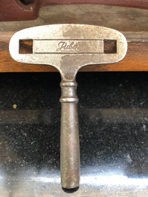 WOW !! STUNNING GERMAN JUBA TRIPLE CHIME MANTLE CLOCK WITH ORIGINAL KEY AND PENDULUM WORKING 100%