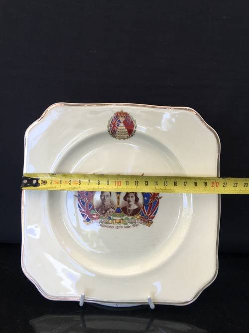 Empire England 1937 Square Commemorative Coronation Display Plate Of King George & Queen Elizabeth