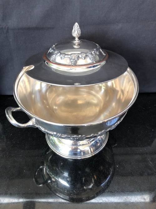 WOW !!! STUNNING LARGE SILVER PLATED TUREEN BY SERANCO WITH ANTIQUE SERVING SPOON