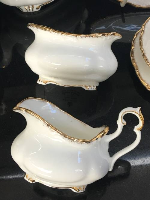 WOW !!! Ultra Rare 1982 Royal Albert Bone China Snow Queen Tea Set For 2 Scalloped White & Gold Gilt