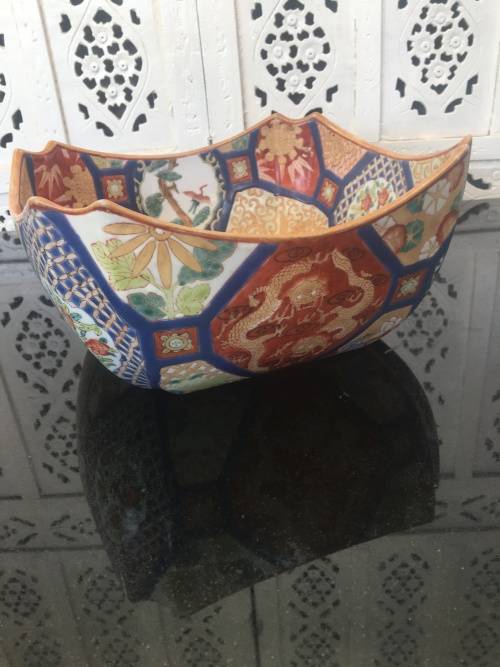 WOW !!!An Excellent c1970s Large Chinese Copy of an Ancient Imari Bowl. Hand made and Hand Painted.