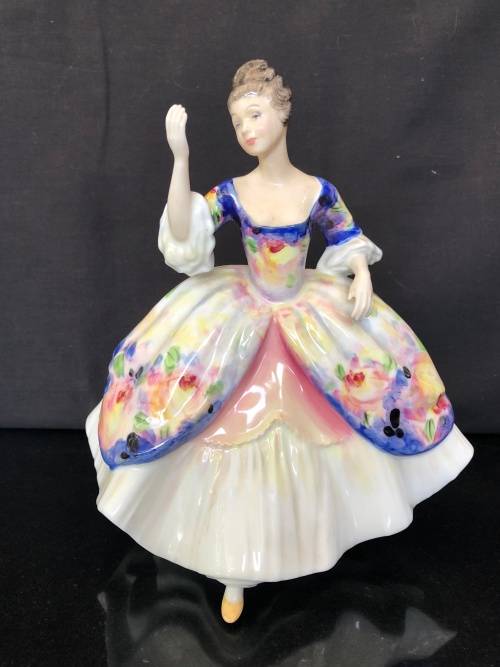 CLEARANCE !!!!  ROYAL DOULTON FIGURINE "CHRISTINE" HN 2792 (1978 - 1994) BY PEGGY DAVIES