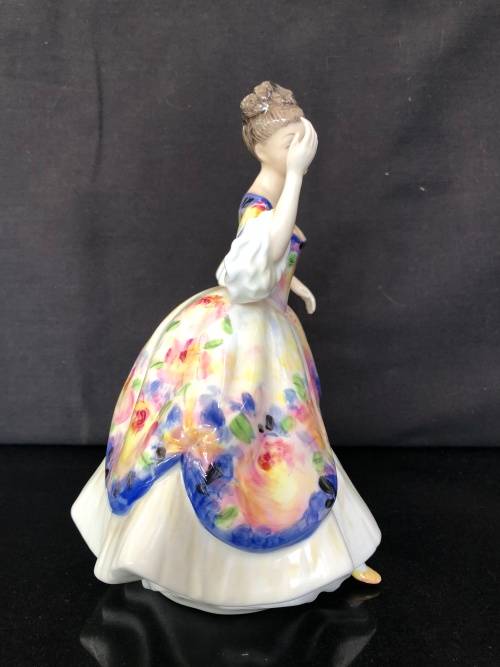 CLEARANCE !!!!  ROYAL DOULTON FIGURINE "CHRISTINE" HN 2792 (1978 - 1994) BY PEGGY DAVIES