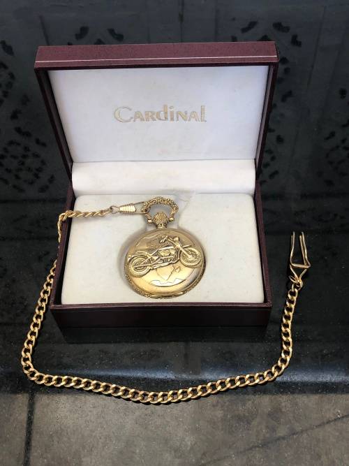 WOW !!!! STUNNING GOLD PLATED CARDINAL QUARTZ POCKET WATCH WITH FOB CHAIN - BOXED