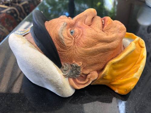 WOW !!! SKIPPER - VINTAGE LEGEND PRODUCTS CHALKWARE 3D WALL HANGING FIGURINE