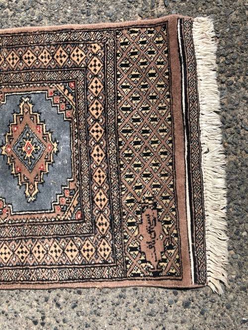 WOW !!!!  SIGNED STUNNING HAND KNOTTED PURE WOOL KARACHI BLUE BOKHARA PERSIAN RUNNER 1810 X 640mm
