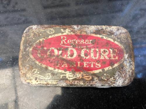 WOW !!! FANTASTIC COLLECTION OF VINTAGE CIGARETTE TINS AND OTHERS- SOME DATING TO AROUND WW11