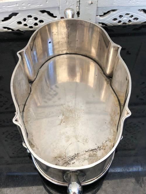 WOW !!! LARGE VINTAGE FOOTED SILVER PLATED TWIN HANDLED PLANTER - UNMARKED