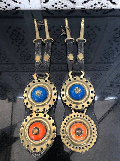 WOW !!! STUNNING PAIR OF ANTIQUE HORSE BRASSES , LEATHER WITH BRASS CLIPS