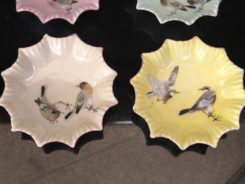 Delightful Antique Oriental lot of Fine Hand made & Bird Painted Porcelain Scalloped Bowls.