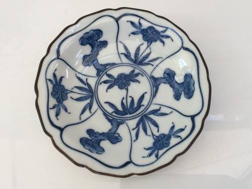 Vintage Japanese Mino-Yaki- Signed  12 cm Dish Traditional Hand Made & Painted Porcelain