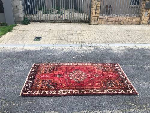 FANTASTIC PURE WOOL HAND KNOTTED QASHQAI SHIRAZ PERSIAN CARPET 2110 X 1190mm - LIGHT WEAR