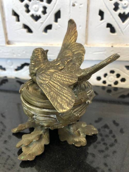 WOW !!! STUNNING FIRE GILDED BRONZE BIRD ON THE NEST LIDDED TRINKET BOX - c1800's