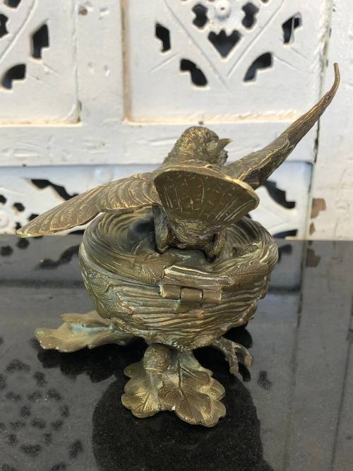 WOW !!! STUNNING FIRE GILDED BRONZE BIRD ON THE NEST LIDDED TRINKET BOX - c1800's