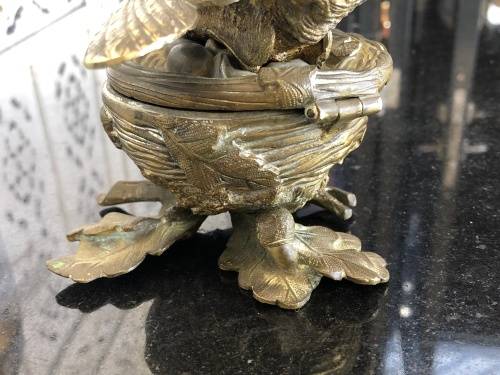 WOW !!! STUNNING FIRE GILDED BRONZE BIRD ON THE NEST LIDDED TRINKET BOX - c1800's