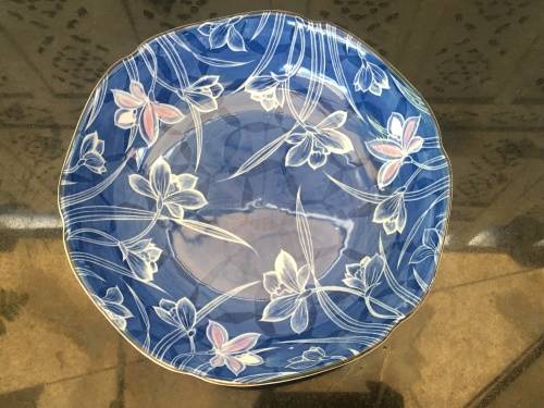 Beautiful Old Japanese Toho Minoyaki Blue Ground Hand Painted under high Gloss Scalloped Salad Bowl