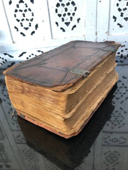 WOW !!! LEATHER BOUND - ANTIQUE DUTCH BIBLE BY JOHANNES ENSCHEDE & SONS c 1884