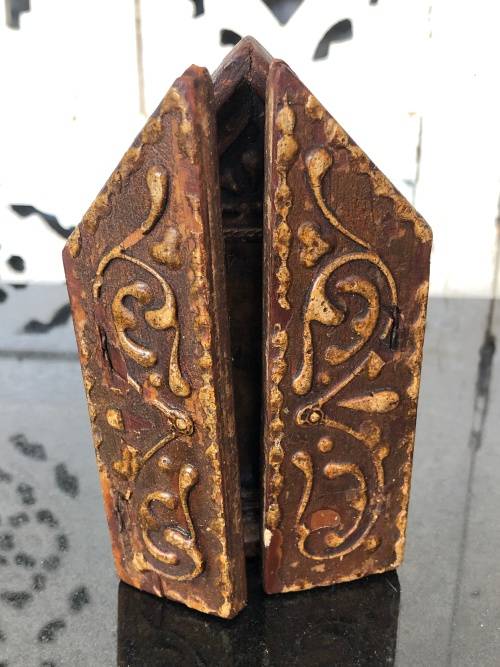 WOW !!! ANTIQUE - POSSIBLY 18th CENTURY, RUSSIAN ORTHODOX ICON HINGED TRAVELLING SHRINE