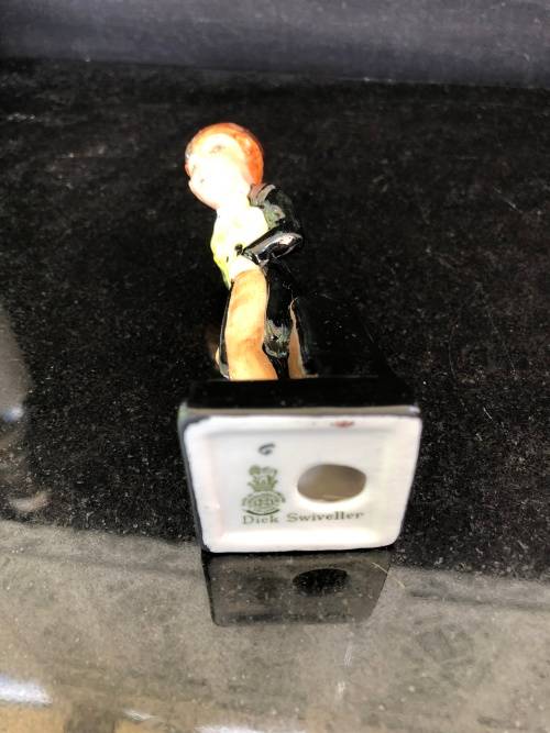 CLEARANCE !!!!  ROYAL DOULTON FIGURINE "DICK SWIVELLER" M90 (1949- 1981) BY LESLIE HARRADINE