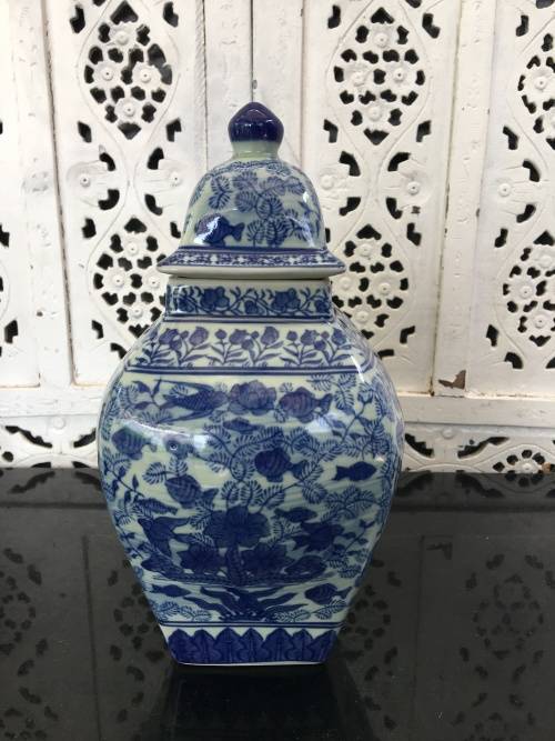 Lovely Large Chinese Under Glaze Blue Hand Painted Porcelain 27 cm Temple Jar. Sea Scene